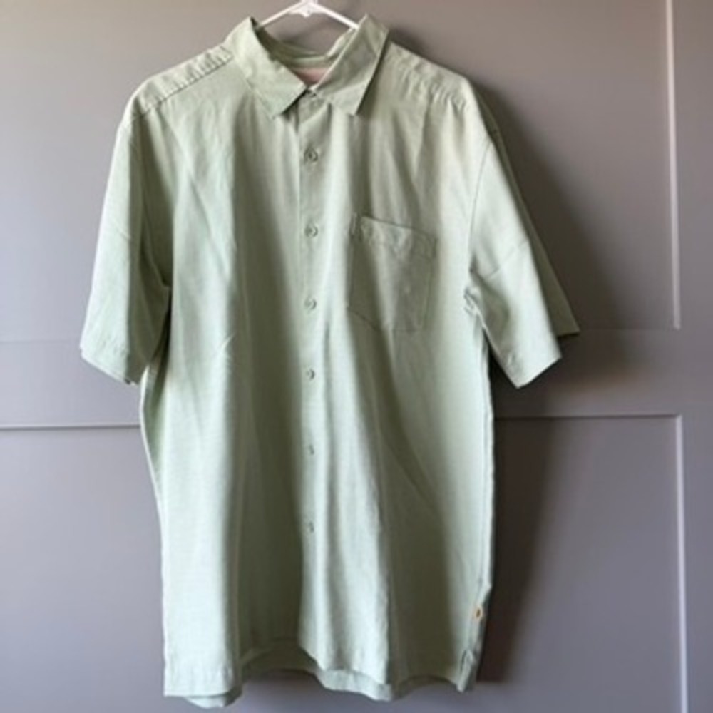 Quiksilver Waterman Collection Button Up Shirt Mens L Green Short Sleeve Comfort